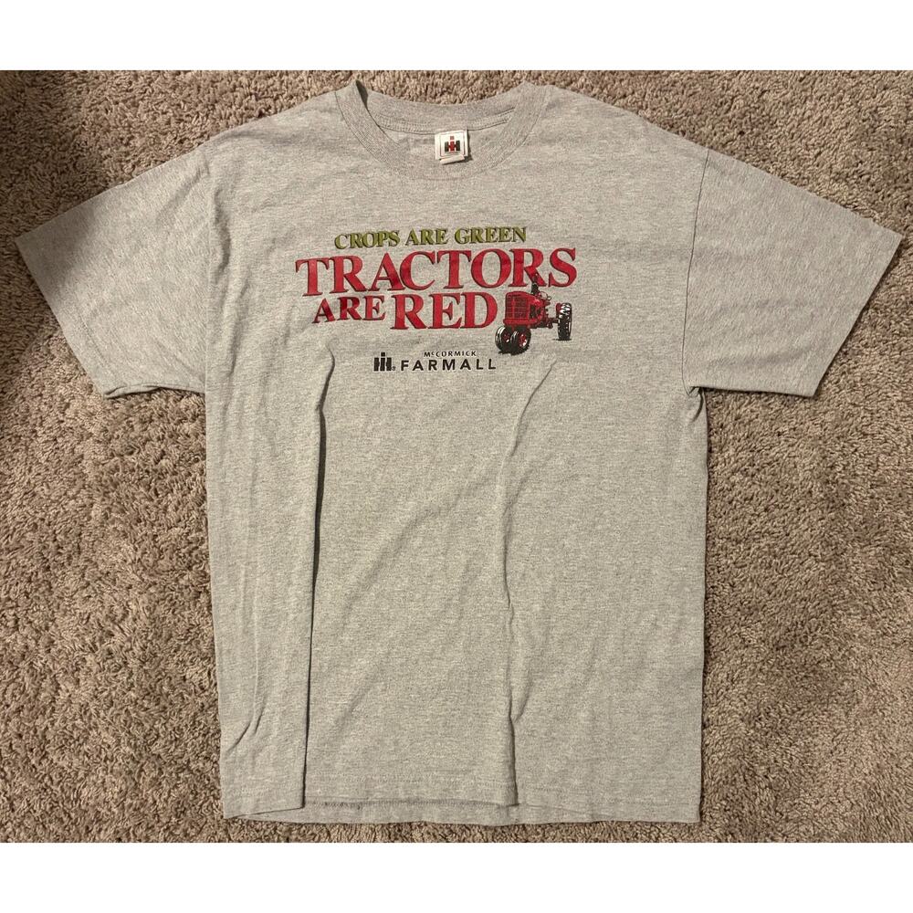 International Harvester McCormick Farmall T-Shirt Men's Gray Graphic Tee - Large